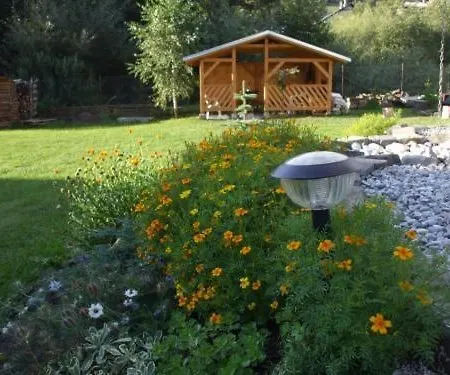 度假居 Domcek 里托斯基挪威克